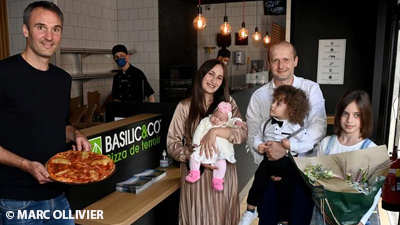 Photo de Emma avec Louis Brochard, franchisé de Basilic & Co, à Rennes (Ille-et-Vilaine),