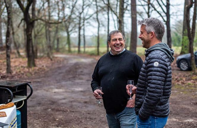 Michel Dupuy, producteur de jambon de Bayonne IGP et Laurent Bassi