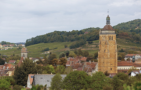 Photo d'un village du Jura pour la carte automne-hiver 2022-2023